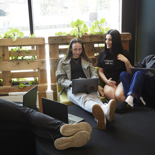 TH Langs Fællesskab 12